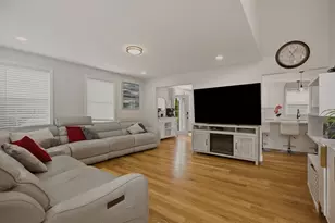 724 Woodman St, Fall River, MA 02724 - Photo 5