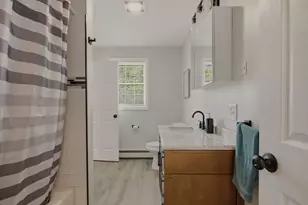 724 Woodman St, Fall River, MA 02724 - Photo 21