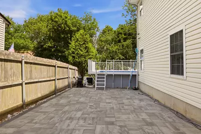 724 Woodman St, Fall River, MA 02724 - Photo 31