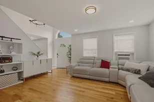 724 Woodman St, Fall River, MA 02724 - Photo 7