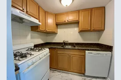 9 Ryder St #19, Arlington, MA 02476 - Photo 3