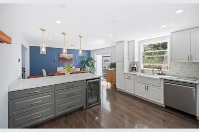 59 Wyvern Street, Boston, MA 02131 - Photo 9