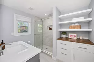 59 Wyvern St, Boston, MA 02131 - Photo 15