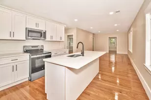 30-32 Westmore Rd, Boston, MA 02126 - Photo 9