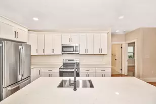 30-32 Westmore Rd, Boston, MA 02126 - Photo 7