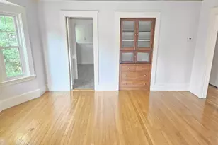19 Rowe St, Newton, MA 02466 - Photo 9