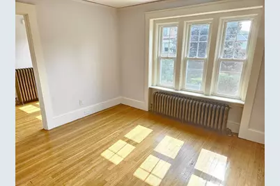 19 Rowe St #2, Newton, MA 02466 - Photo 3