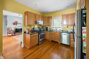 8 Leland St, Somerville, MA 02143 - Photo 5