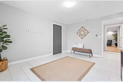 381 Linebrook Rd, Ipswich, MA 01938 - Photo 3