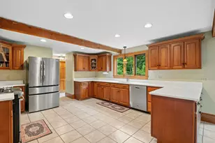 10 Sadler Rd, Upton, MA 01568 - Photo 3