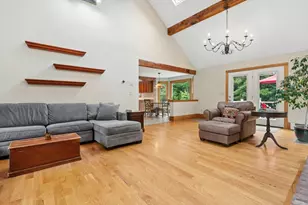 10 Sadler Rd, Upton, MA 01568 - Photo 9