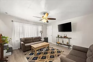 72 Tower St, Fall River, MA 02724 - Photo 15