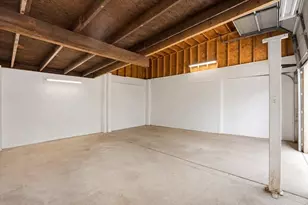 72 Tower St, Fall River, MA 02724 - Photo 35