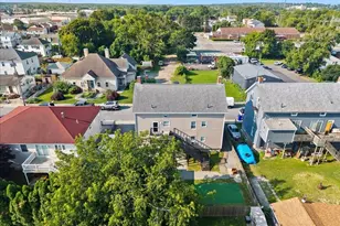 72 Tower St, Fall River, MA 02724 - Photo 5