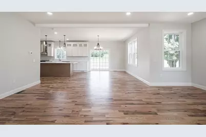 375 Fuller St, Ludlow, MA 01056 - Photo 11