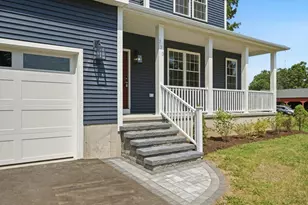 375 Fuller St, Ludlow, MA 01056 - Photo 3
