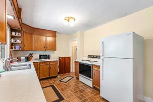 322 S Main St, Attleboro, MA 02703 - Photo 17