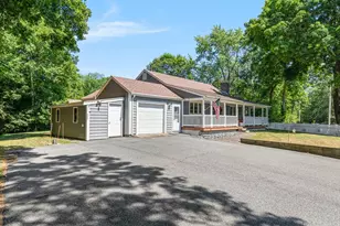 322 S Main St, Attleboro, MA 02703 - Photo 3
