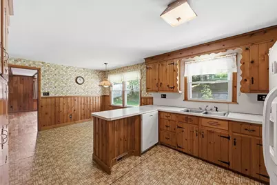 23 Old Orchard Road, West Springfield, MA 01089 - Photo 7