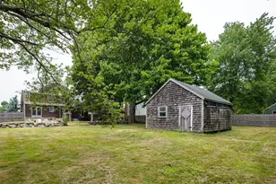 33 Dartmouth St, Fairhaven, MA 02719 - Photo 13