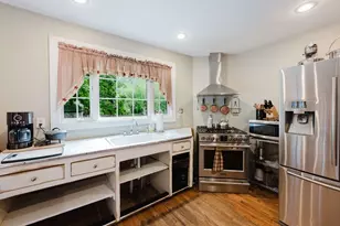 33 Dartmouth St, Fairhaven, MA 02719 - Photo 17