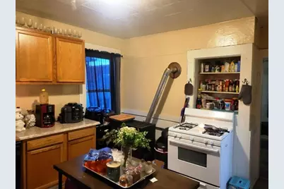 15-17 Dorchester St, Worcester, MA 01610 - Photo 5