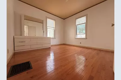 110 Russell #1, Malden, MA 02148 - Photo 9
