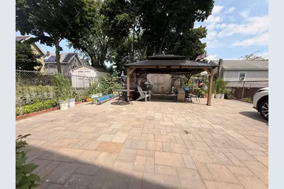 110 Russell #1, Malden, MA 02148 - Photo 11