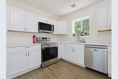 91 Cottage St #B, Athol, MA 01331 - Photo 11