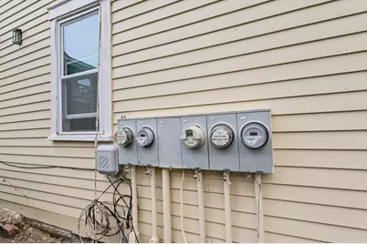 5 Dublin St, Lowell, MA 01854 - Photo 37