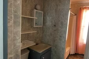 61-63 Acushnet Ave, Springfield, MA 01105 - Photo 23