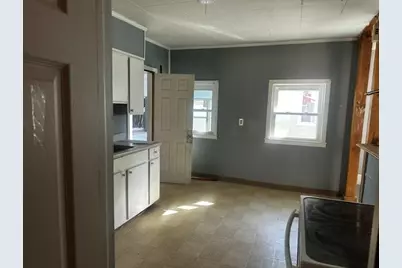 61-63 Acushnet Ave, Springfield, MA 01105 - Photo 19