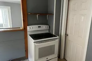 61-63 Acushnet Ave, Springfield, MA 01105 - Photo 21