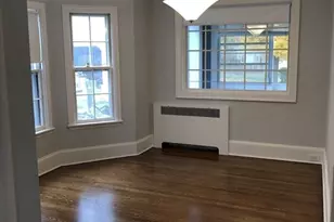 185 College St, Worcester, MA 01610 - Photo 9