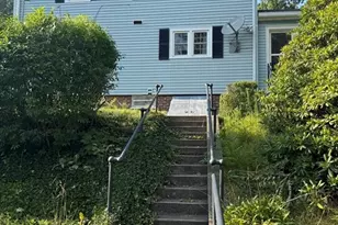 185 College St, Worcester, MA 01610 - Photo 31