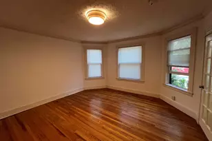 27 Dudley St, Cambridge, MA 02140 - Photo 5