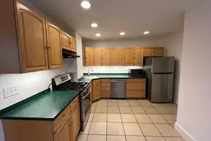 27 Dudley St, Cambridge, MA 02140 - Photo 9