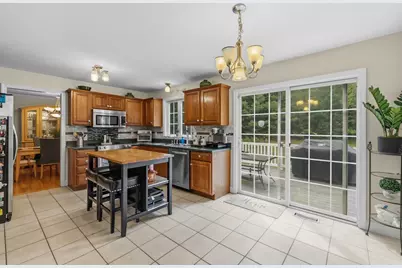 3 Pleasant St, Rehoboth, MA 02769 - Photo 5
