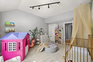 111 Carriage Ln, Taunton, MA 02780 - Photo 23