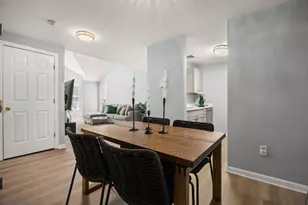 111 Carriage Ln, Taunton, MA 02780 - Photo 5