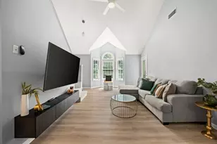 111 Carriage Ln, Taunton, MA 02780 - Photo 9