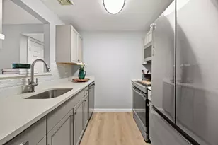 111 Carriage Ln, Taunton, MA 02780 - Photo 3