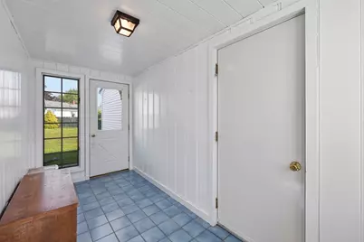 134 Bridle Path Cir, Ludlow, MA 01056 - Photo 3