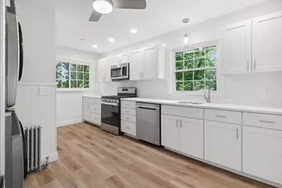 21-23 Richards Rd #2, Watertown, MA 02472 - Photo 3