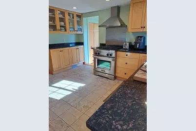 60 Irving St, Medford, MA 02155 - Photo 3
