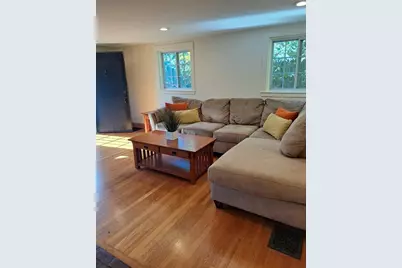 60 Irving St, Medford, MA 02155 - Photo 5