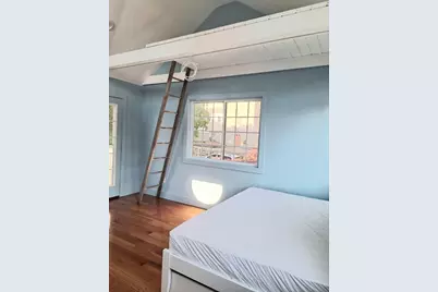 60 Irving St, Medford, MA 02155 - Photo 9