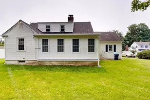6 Maple Cir, Shrewsbury, MA 01545 - Photo 5