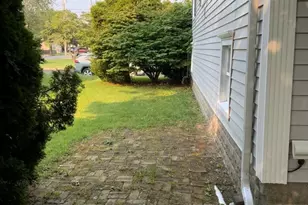 82 Francis St, Fairhaven, MA 02719 - Photo 31