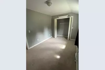 14 Oak St, Southwick, MA 01077 - Photo 11